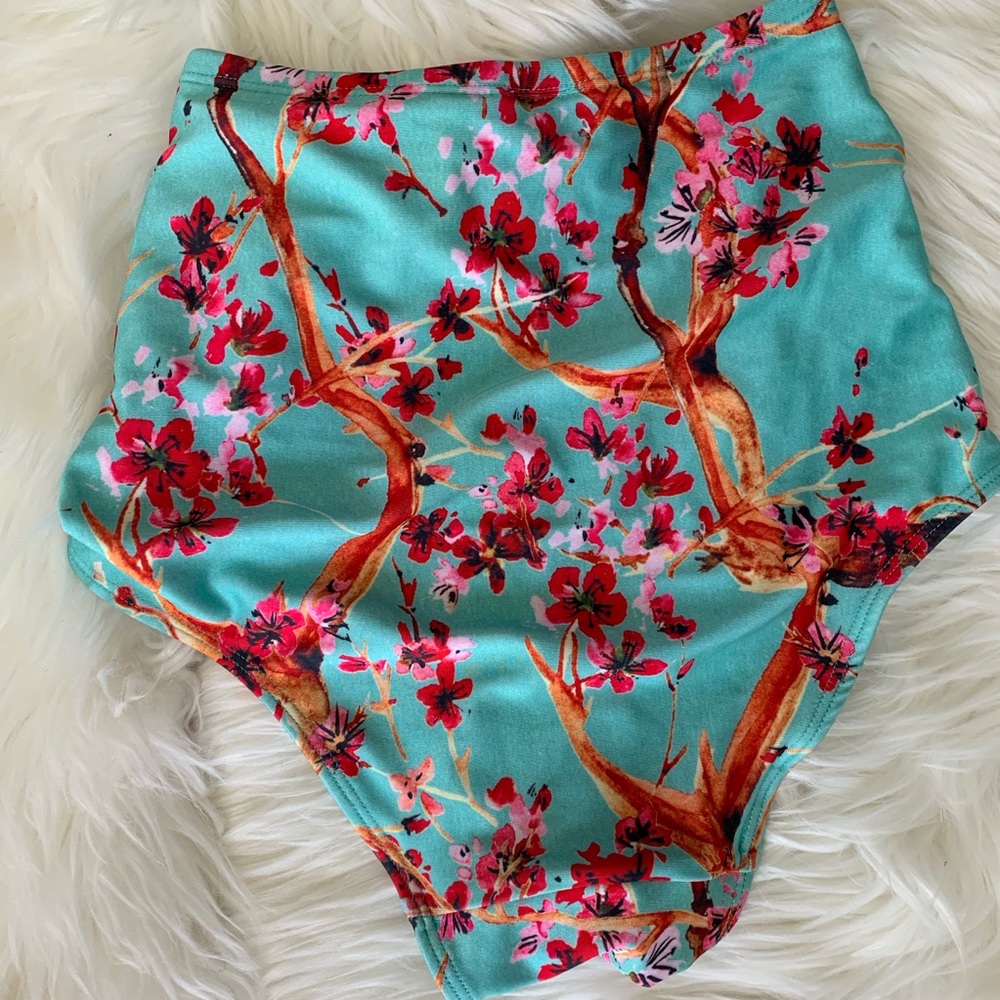NWOT! Poprageous AZ Iced Tea High-Waist Bikini Set - Picture 5 of 8